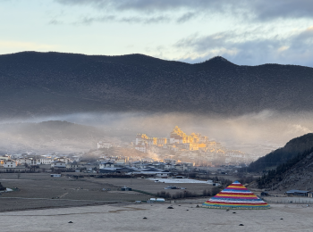 第二届中国户外探险联盟虎跳峡雨崩跨年徒步大会圆满成功